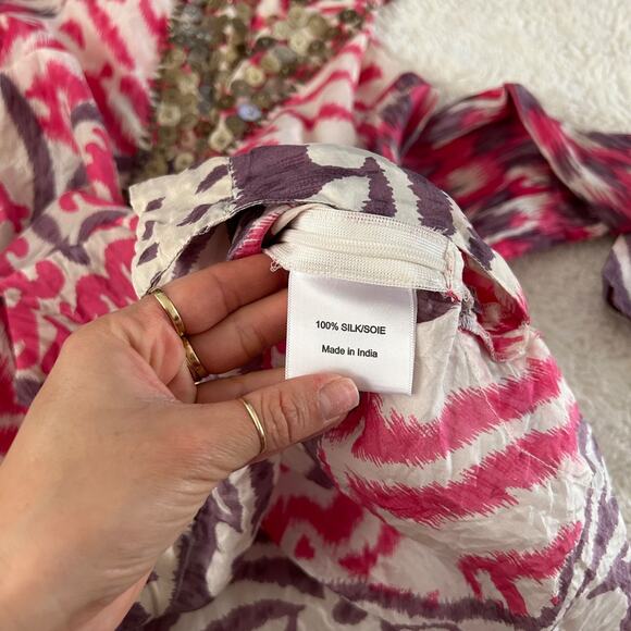 Tory Burch 100% Silk Tunic V-Neck Purple/Pink Ikat Print Sz 2 Indie Art Core Gir - Picture 7 of 9